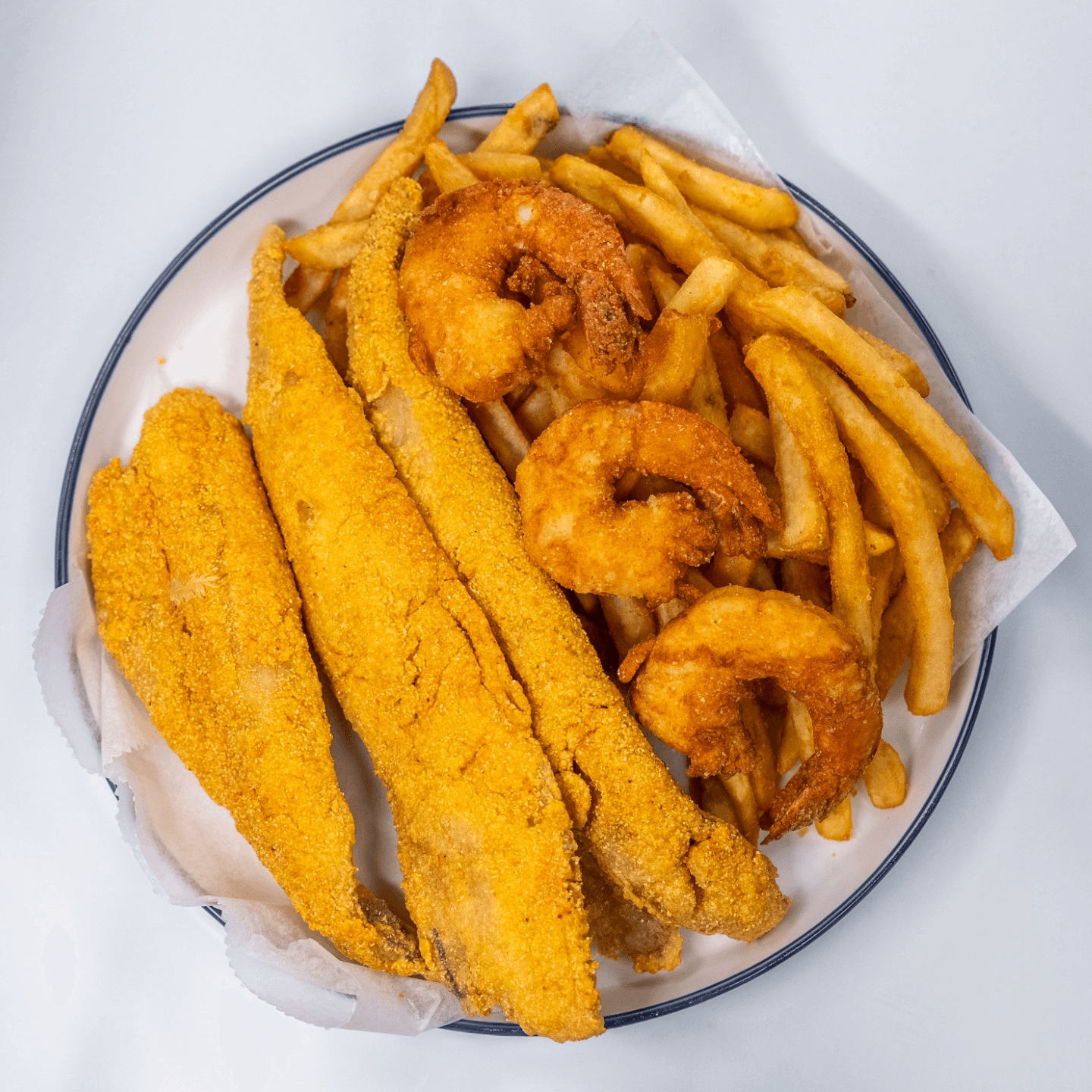 A Menu Full of Flavor! 🍤🐔