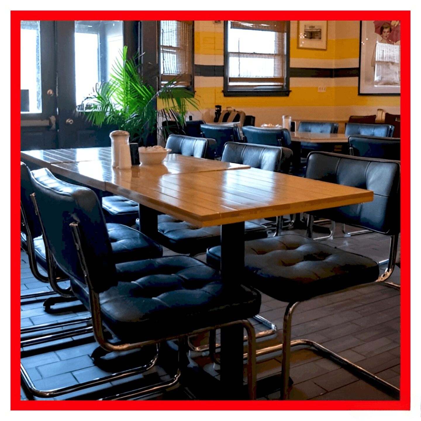 Welcome to Crazy Burger Café & Juice Bar