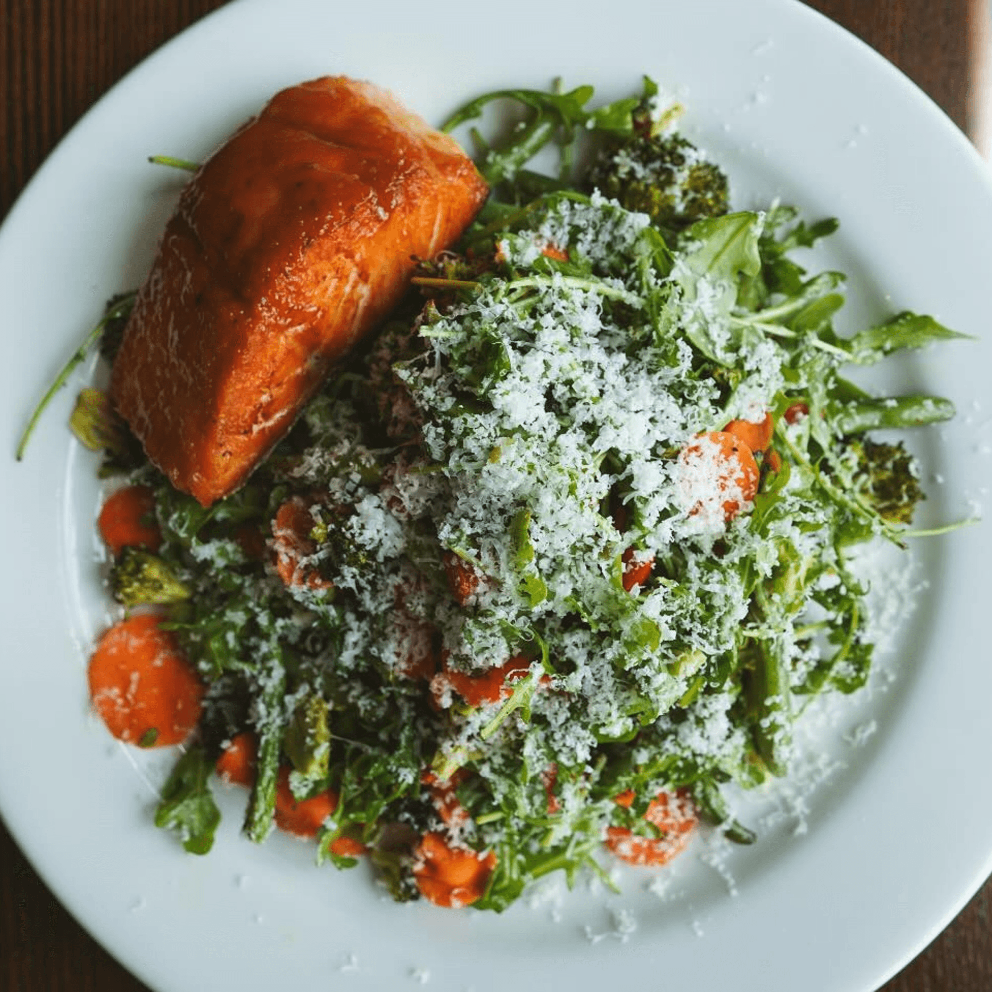 Luna & The Bear - Kitchen & Libation House gallery image #2