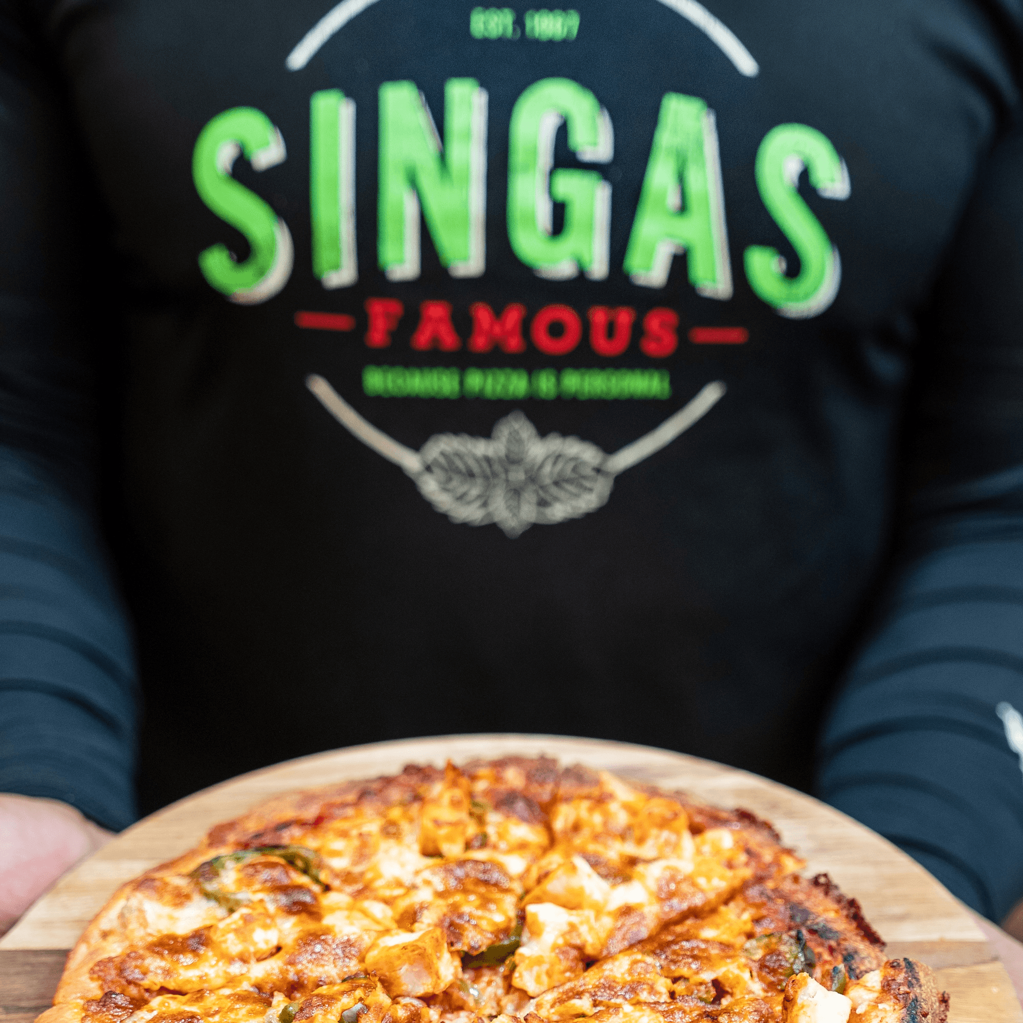 Singas Famous Pizza gallery image #5