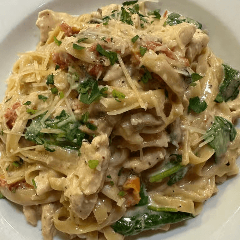 Fettuccine with chicken dinner.