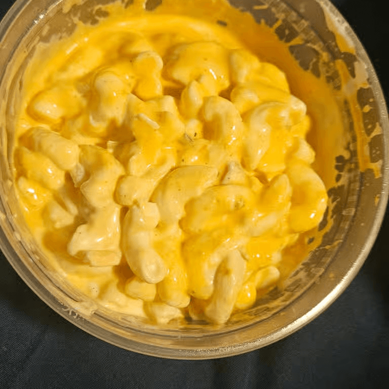 Bomb Macaroni Salad (Spicy).