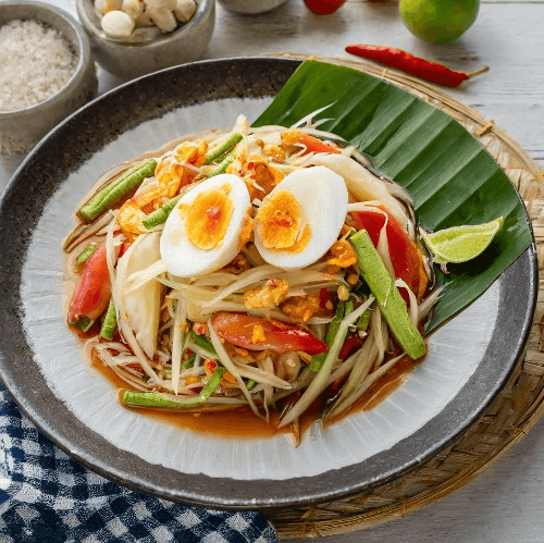 Som Tum (Fresh Papaya Salad).