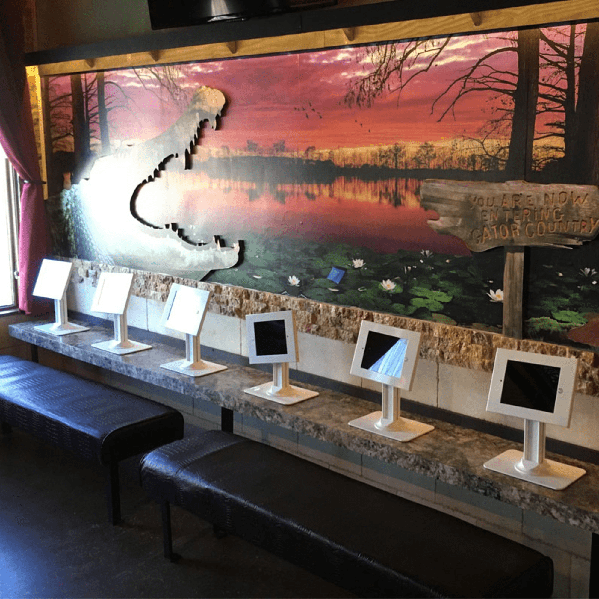 Crazy Alan's Swamp Shack gallery image #3