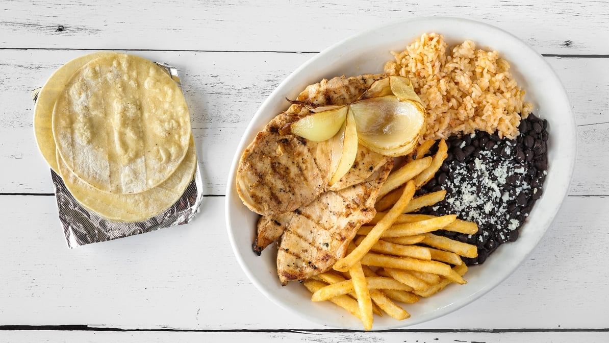 Pollo Asado / Chicken Fajitas.