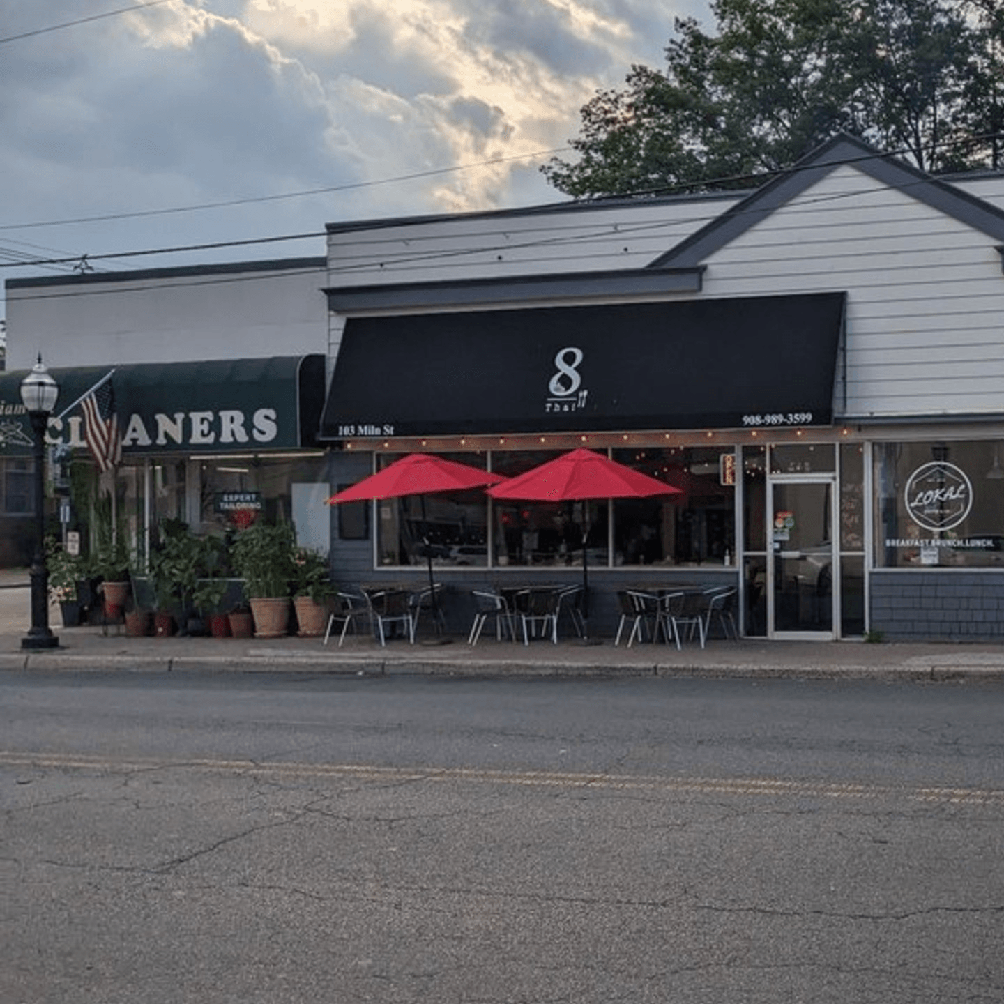 Welcome to 8thai Restaurant