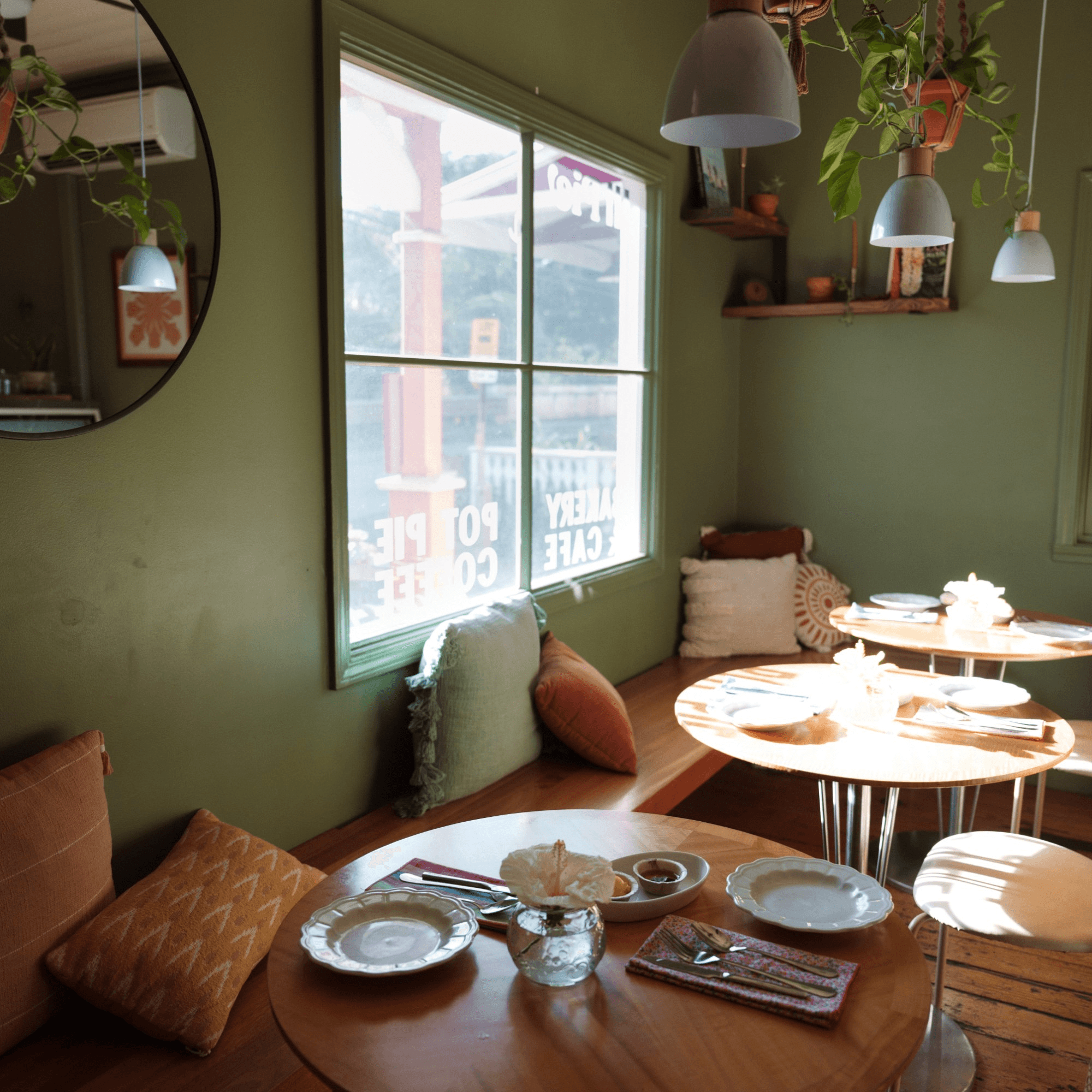 HI Pie Bakery + Cafe gallery image #5