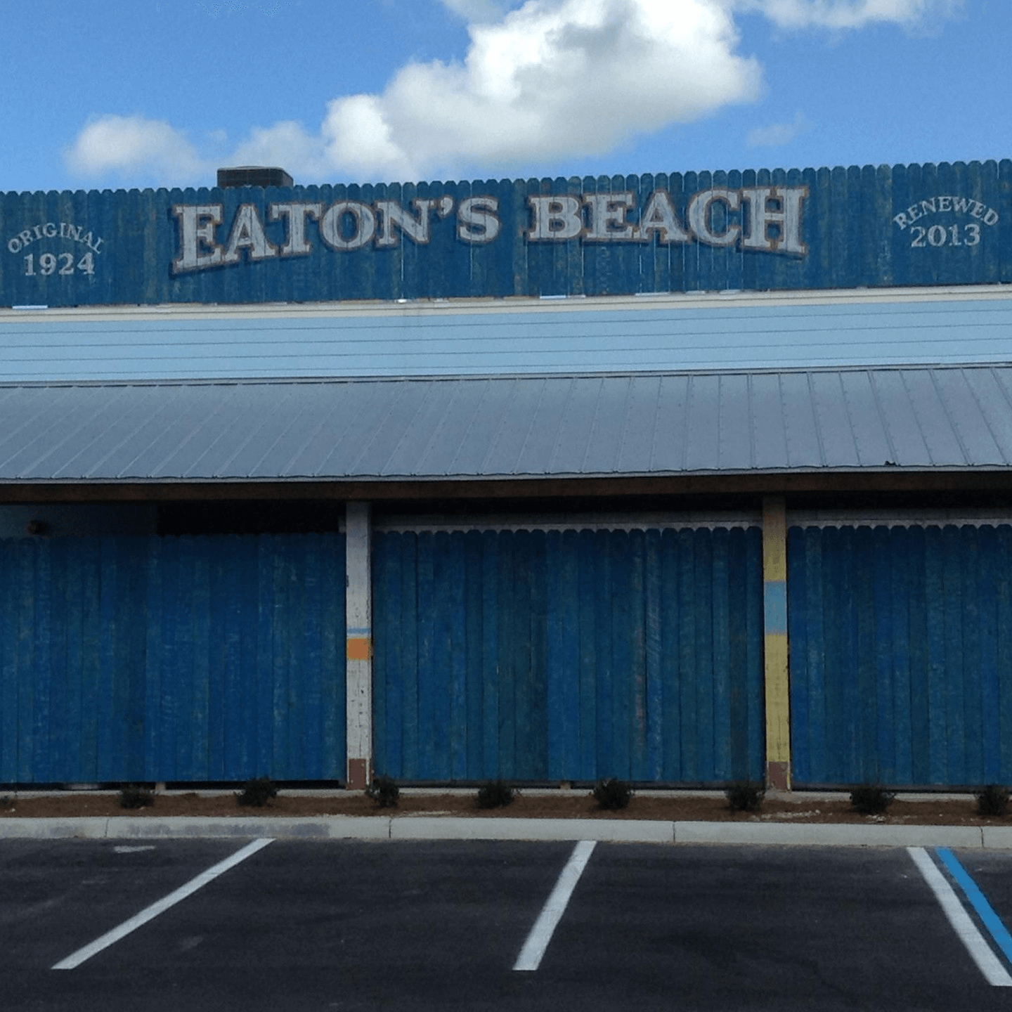 Sandbar & Grill on Lake Weir