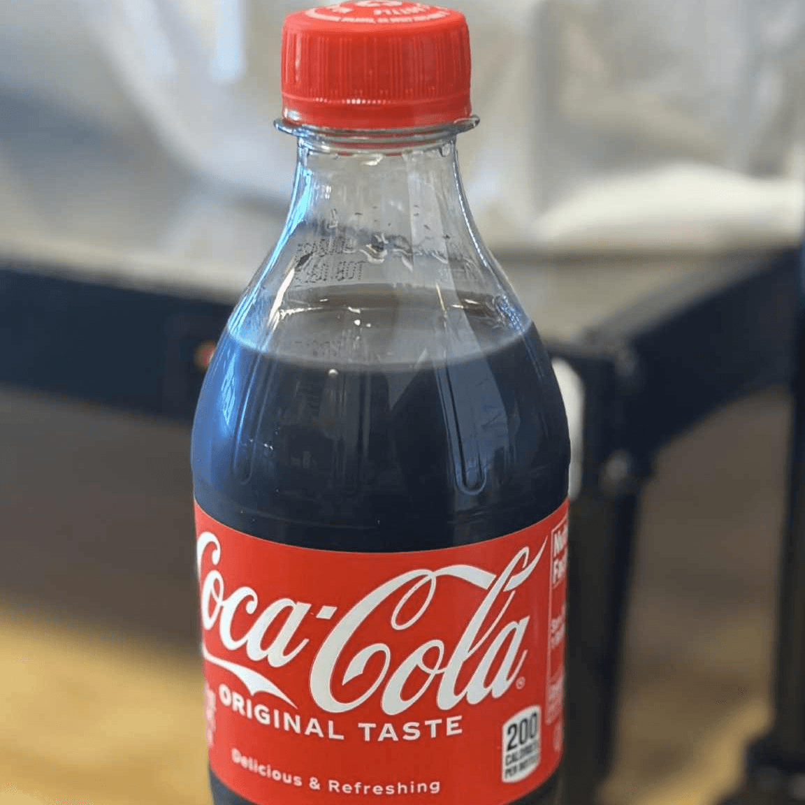 Bottle Coke Drink (16.9 Oz).
