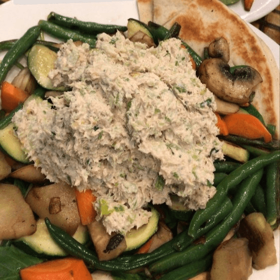 Farmers Choice Salad.