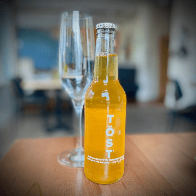 Tost Sparkling Cranberry + Ginger.
