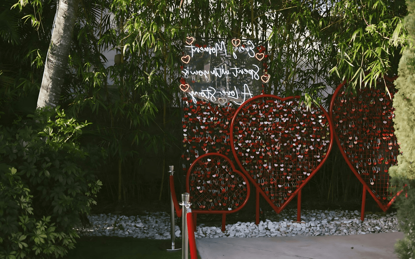 Wine, dine & share your Love Story