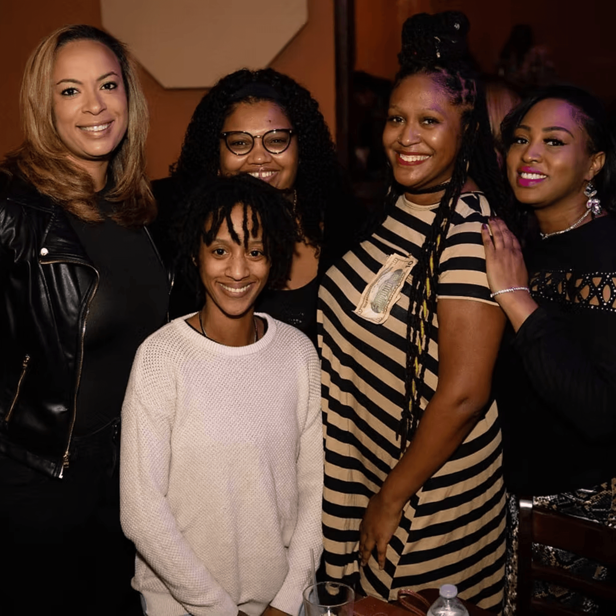 Chicago Bar & Grill gallery image #5