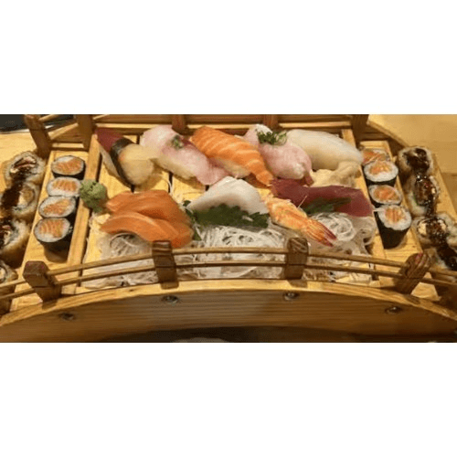 Sushi & Sashimi Combo.