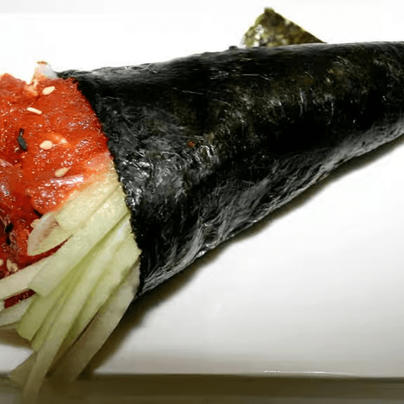 Spicy Tuna Handroll.