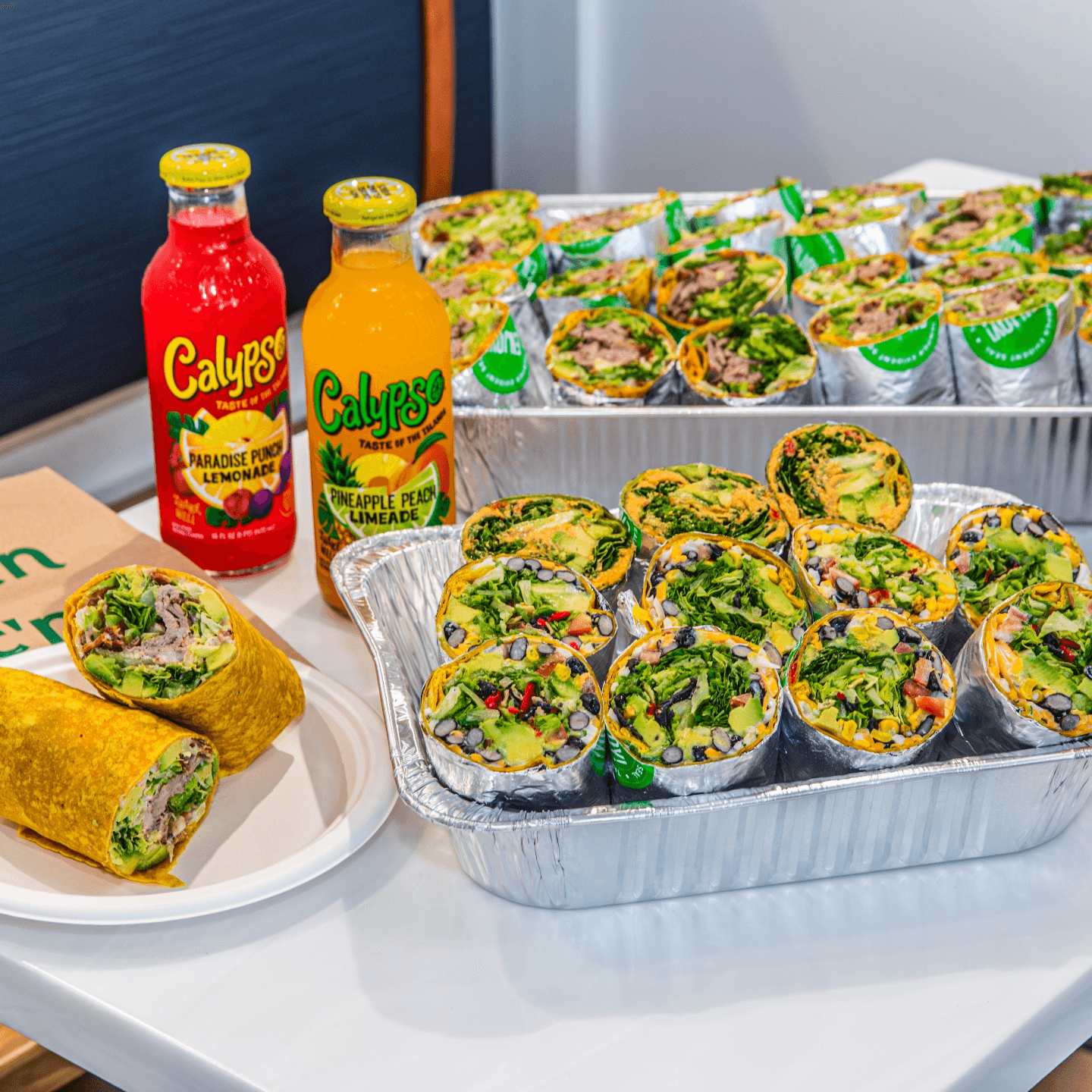 🍹 Happy Hour at Garden of Eat’n: Mon-Fri 2-5 PM