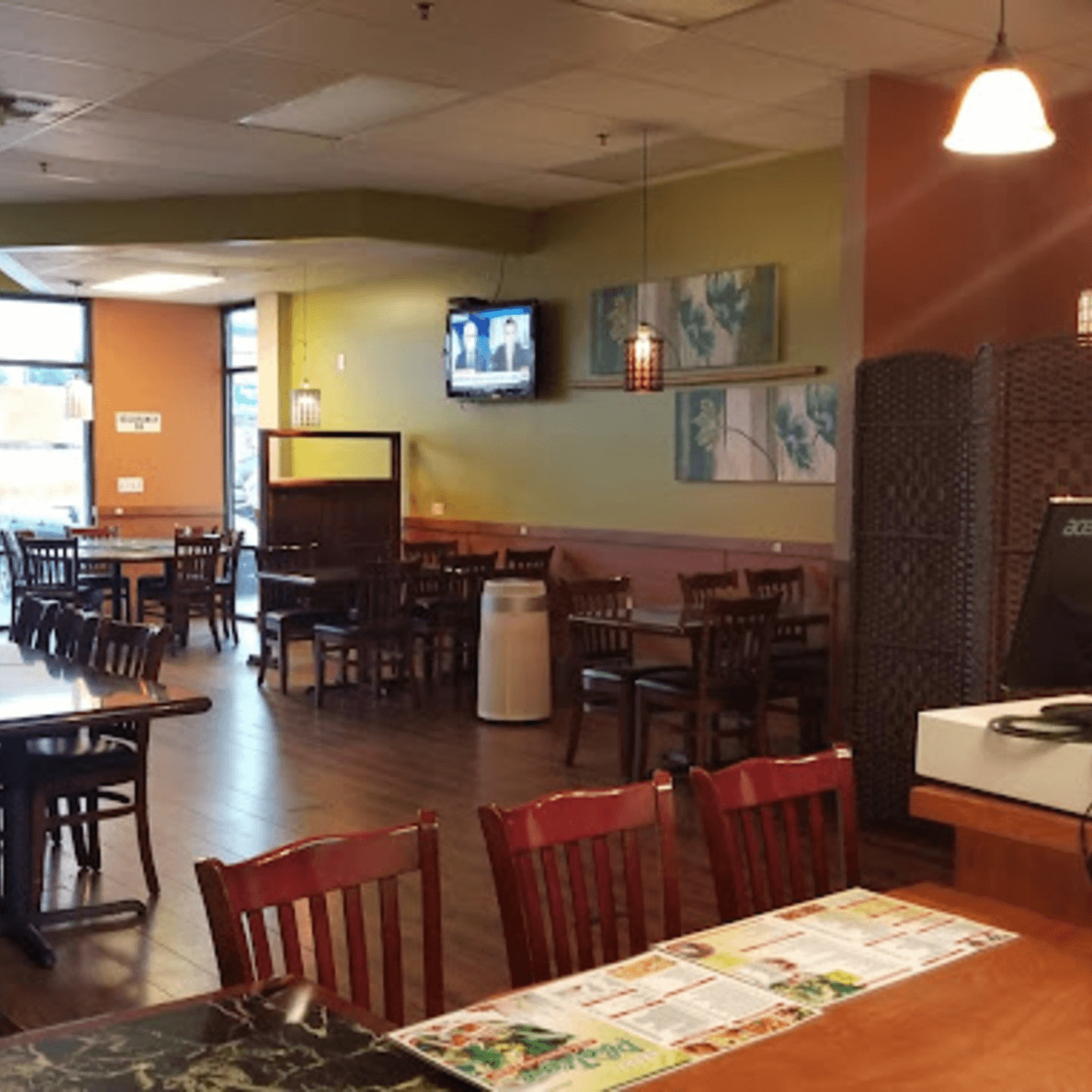 Casual Dining for Everyone 🏠