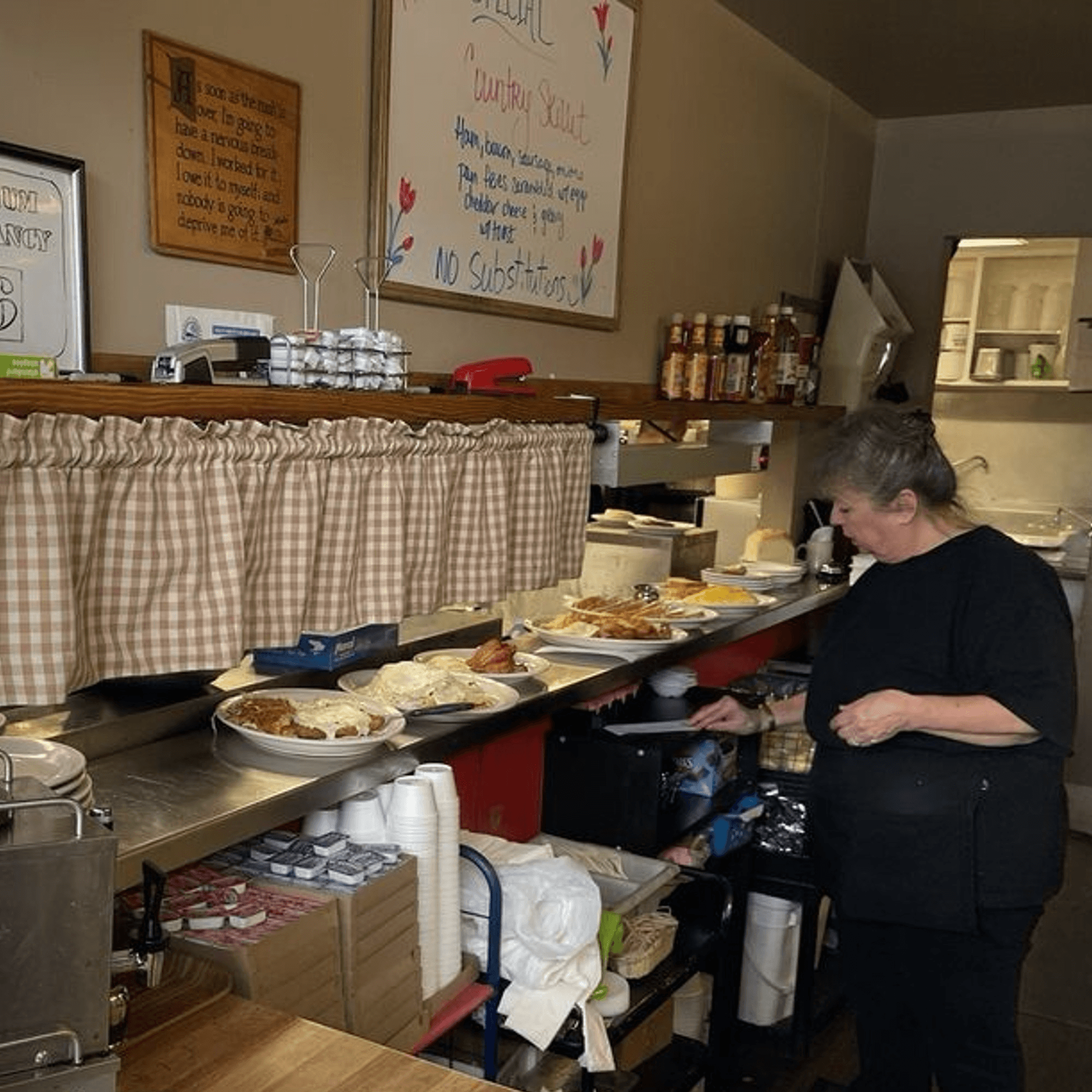 Mr T's Family Cafe gallery image #2