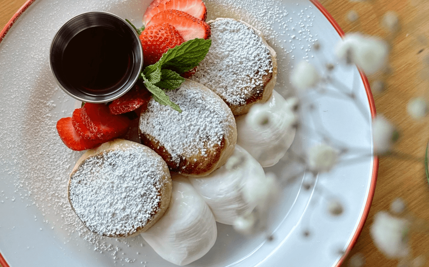 Join Smetana & Reward Yourself with Every Bite 🎁