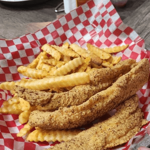 Fish (3) & Chips Combo *LUNCH*.