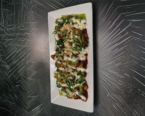 Samosa Chaat (Dairy).