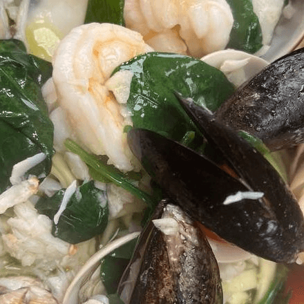 (Top)  Linguini di Angelina Dinner.