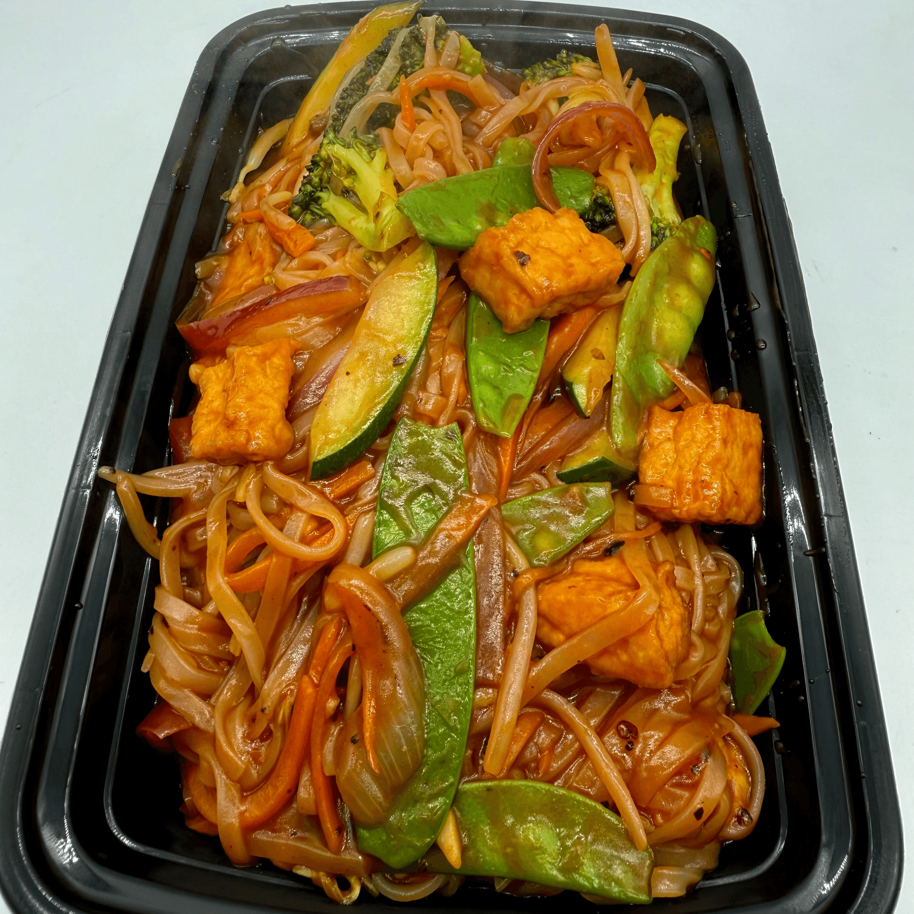 Pad Thai with vegetable.