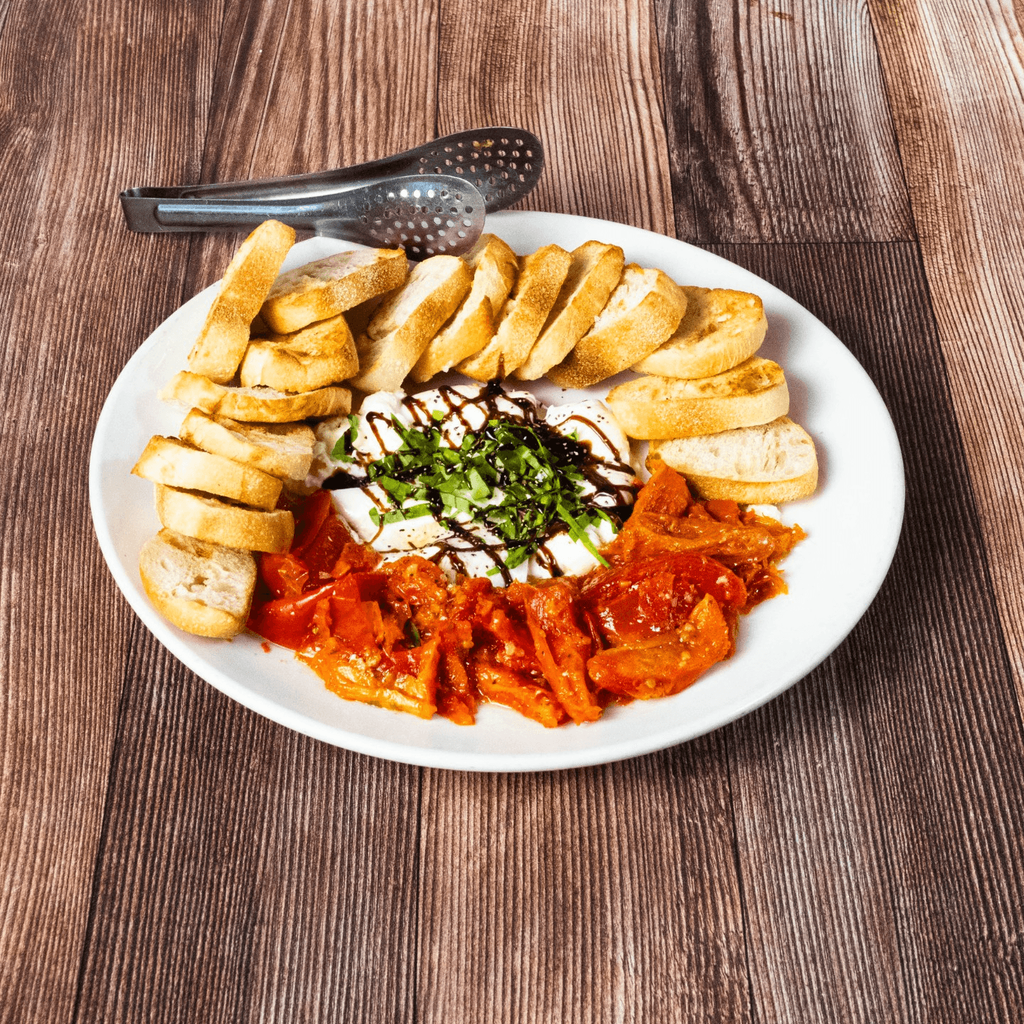 Plates to Pair With Your Pour