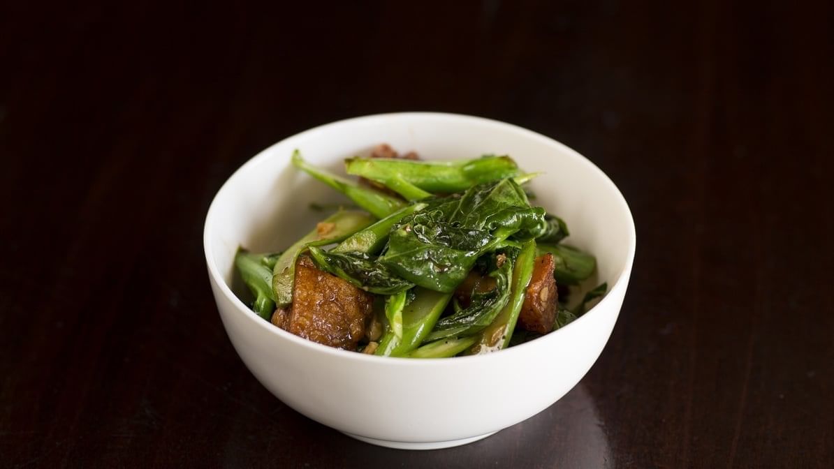 Ka Nah Mu Grob - Chinese Broccoli & Crispy Pork Belly.