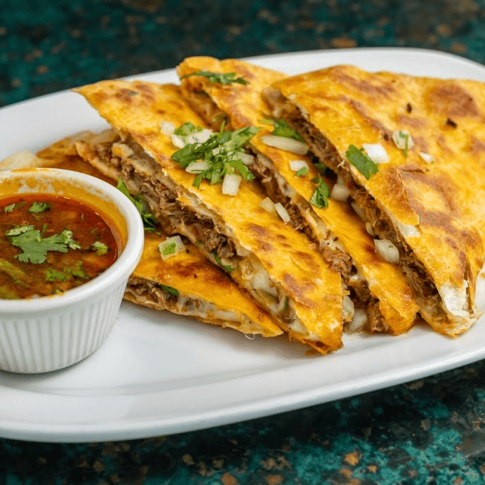 Quesadilla de Birria.