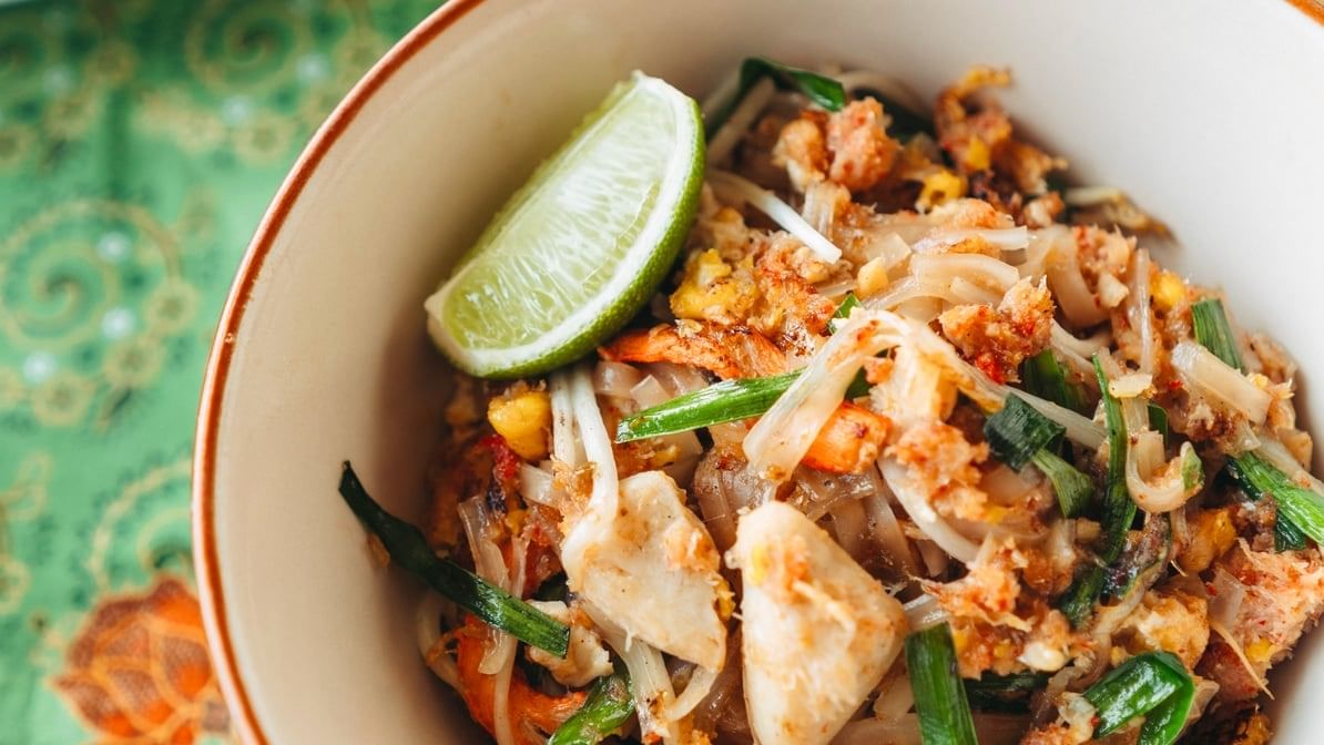 Kuaytiaw Pu - Crab Noodle.