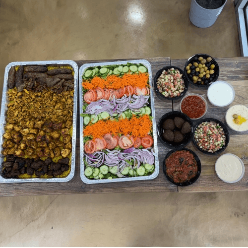 Family Meal (10 to 12 Persons).