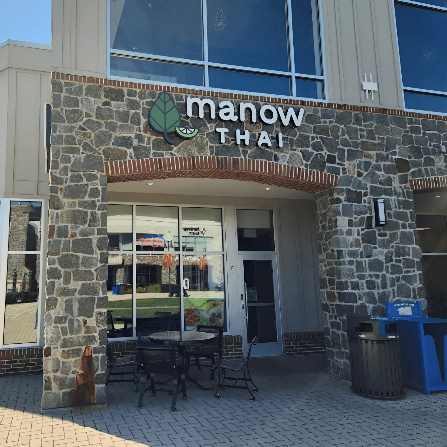 Welcome to Manow Thai