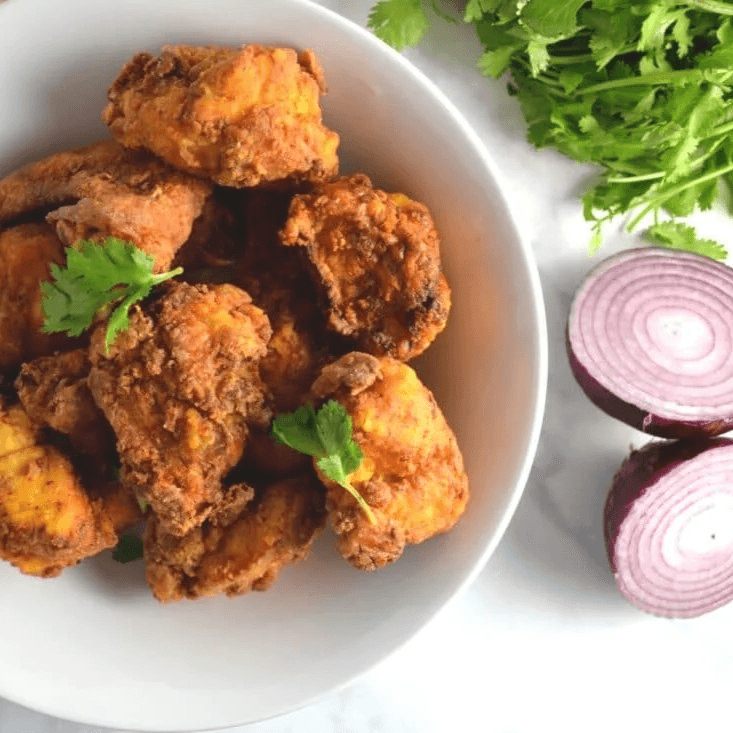 Chicharrones de Pollo 1/2 Tray.