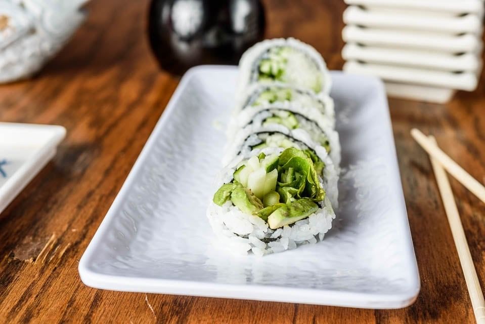Vegetable Roll •.