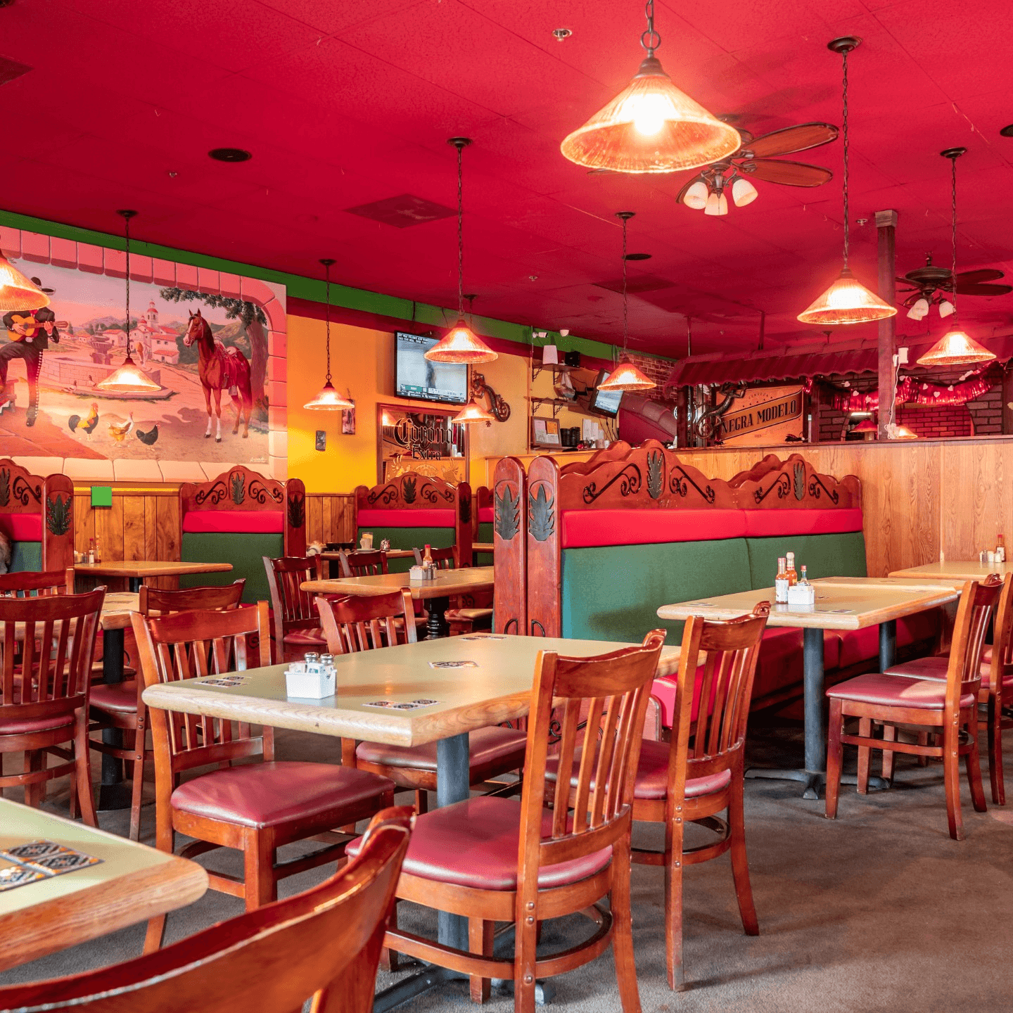 Casual, Family-Friendly Atmosphere for Everyone