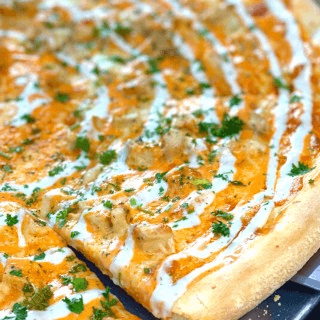 Buffalo Chicken Pizza 18'.