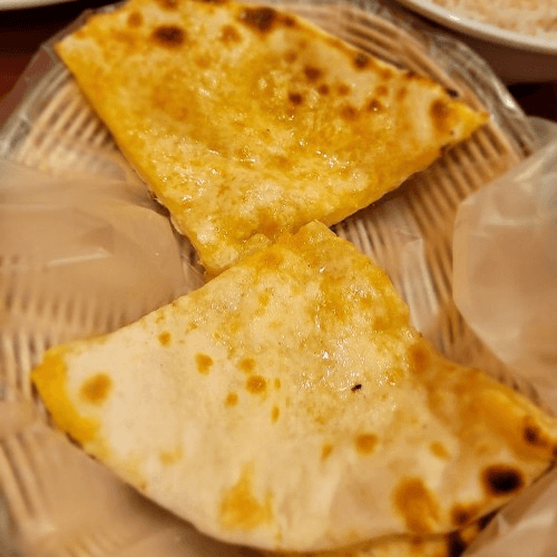 Cheesy Garlic Naan