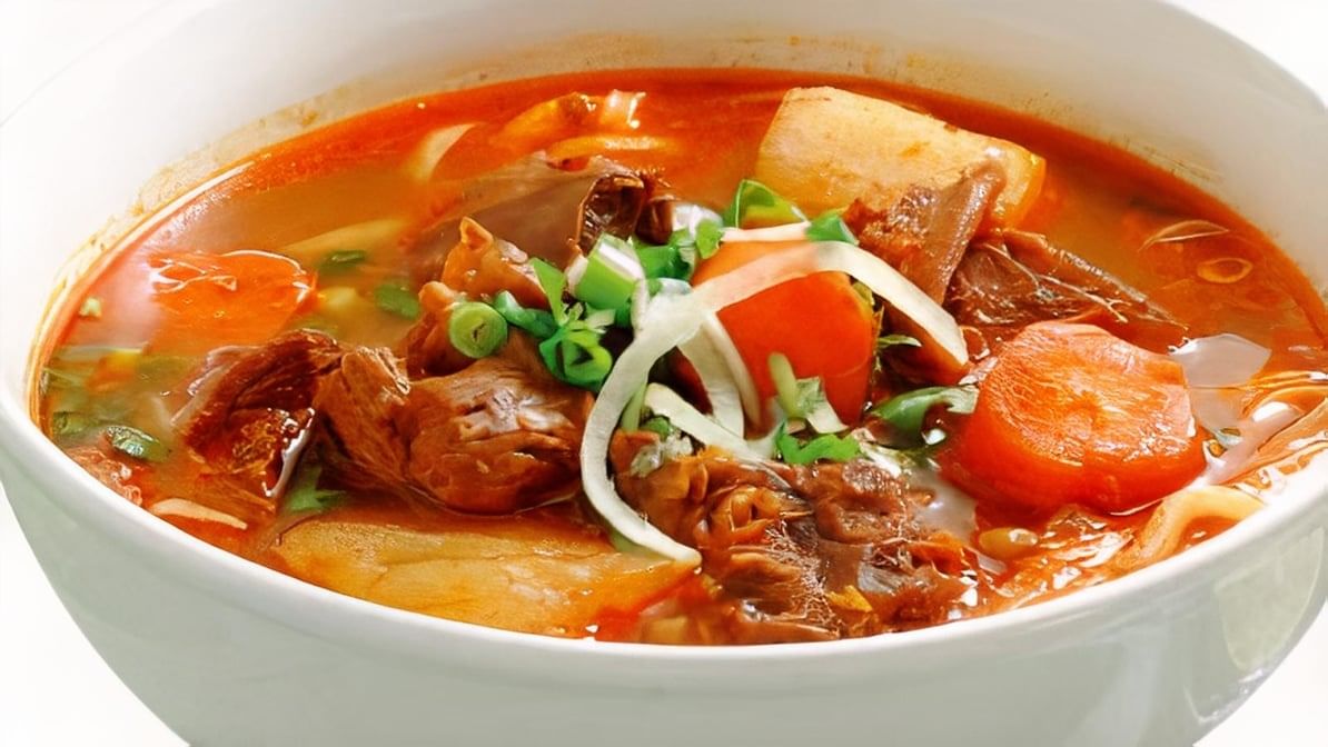 M3. Beef Stew Noodle Soup.