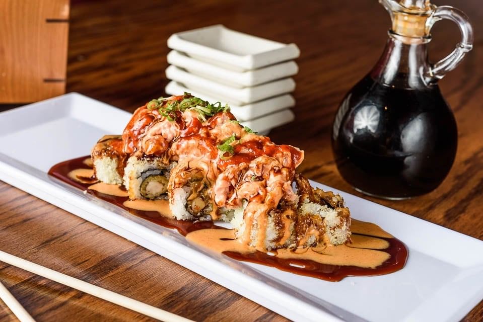 Dragon Lady Roll •.