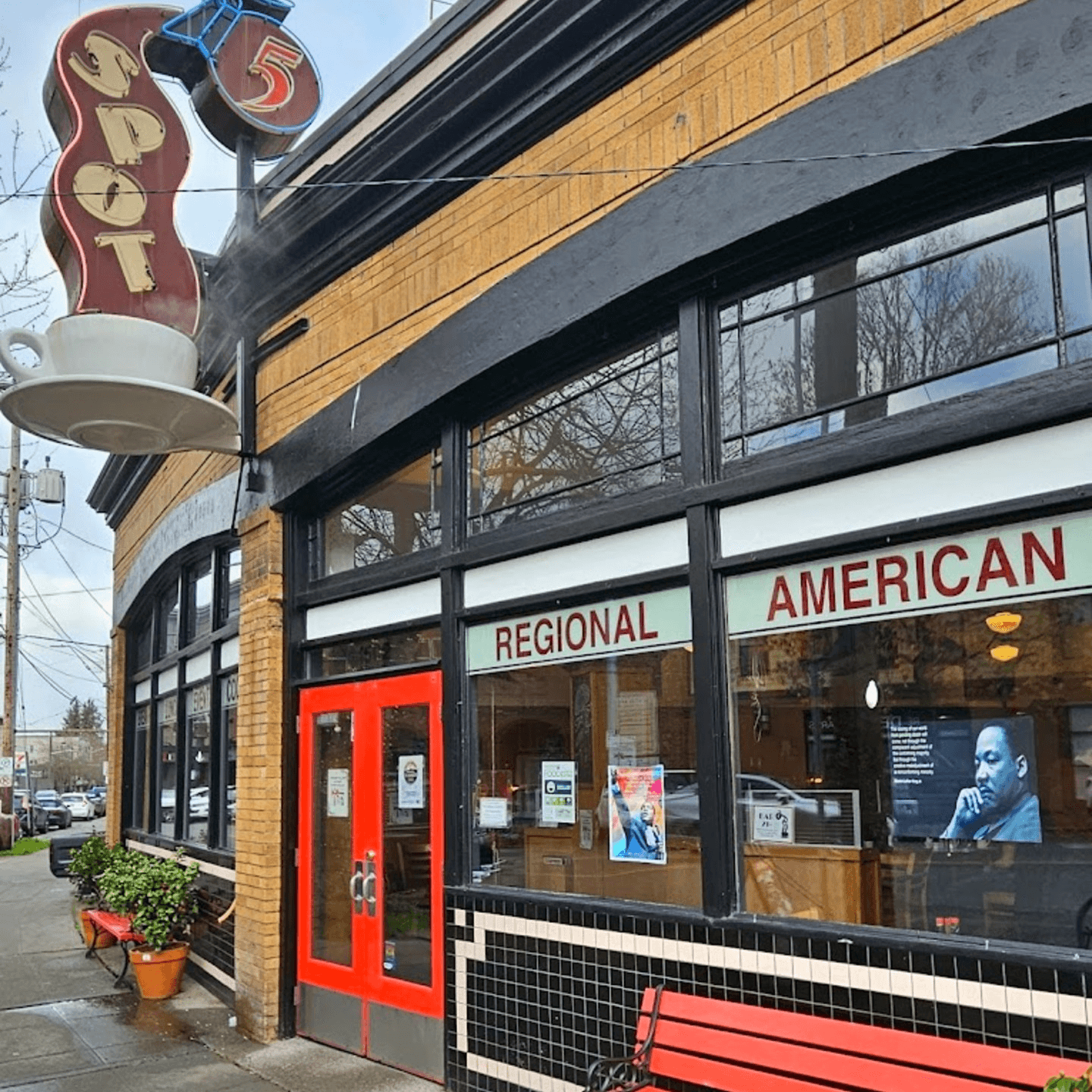 5 Spot – Your Go-To Spot for Great American Food 