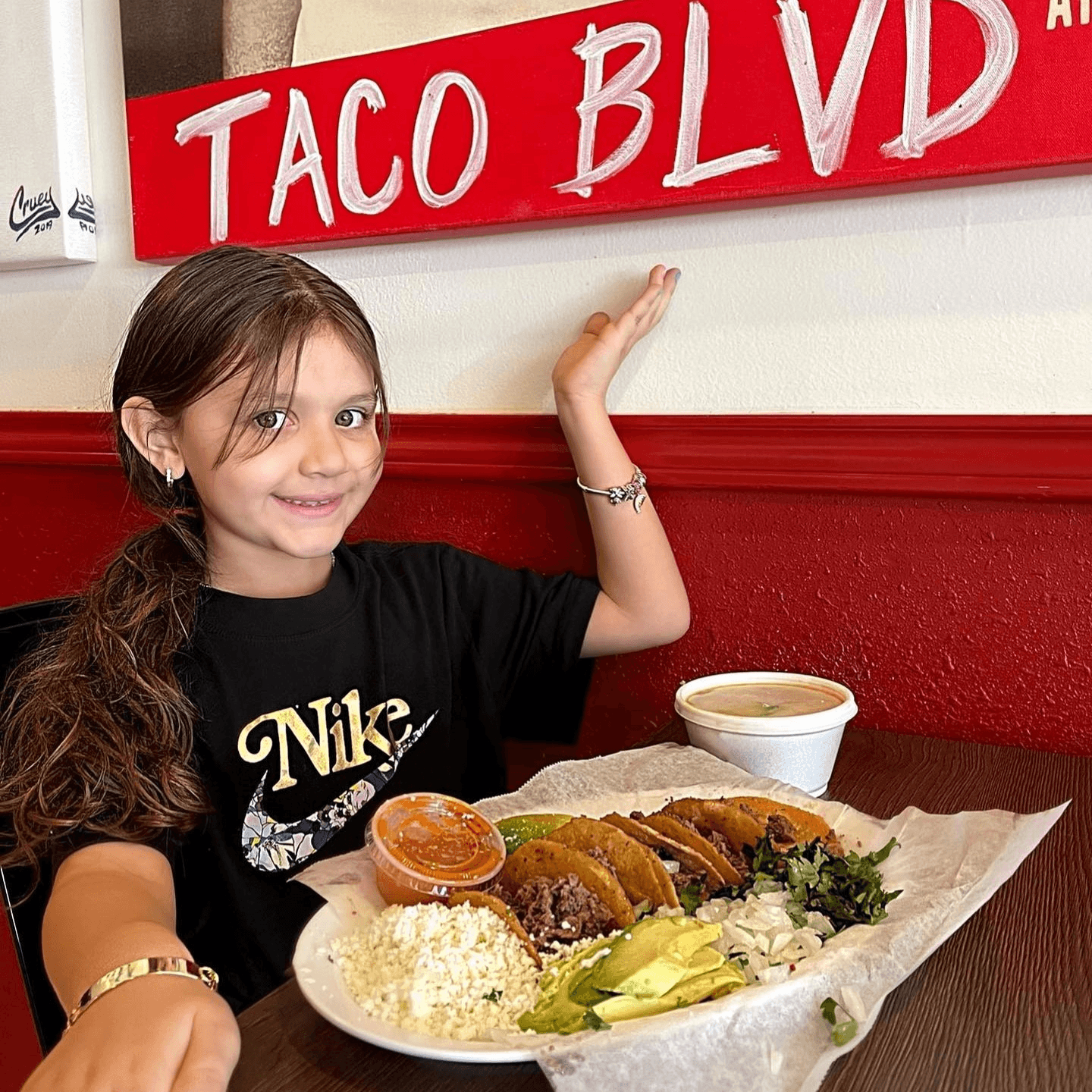 Vibrant Downtown Atmosphere & Trusted Favorites