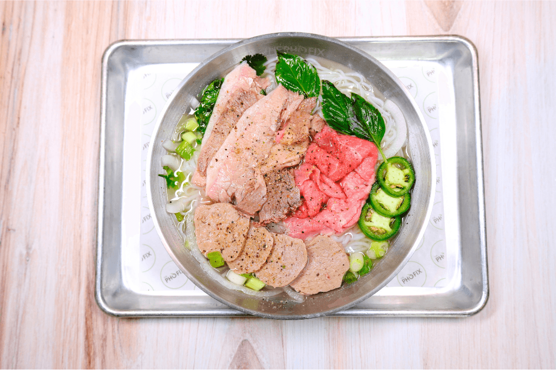 1. Pho Dac Biet (Combination).