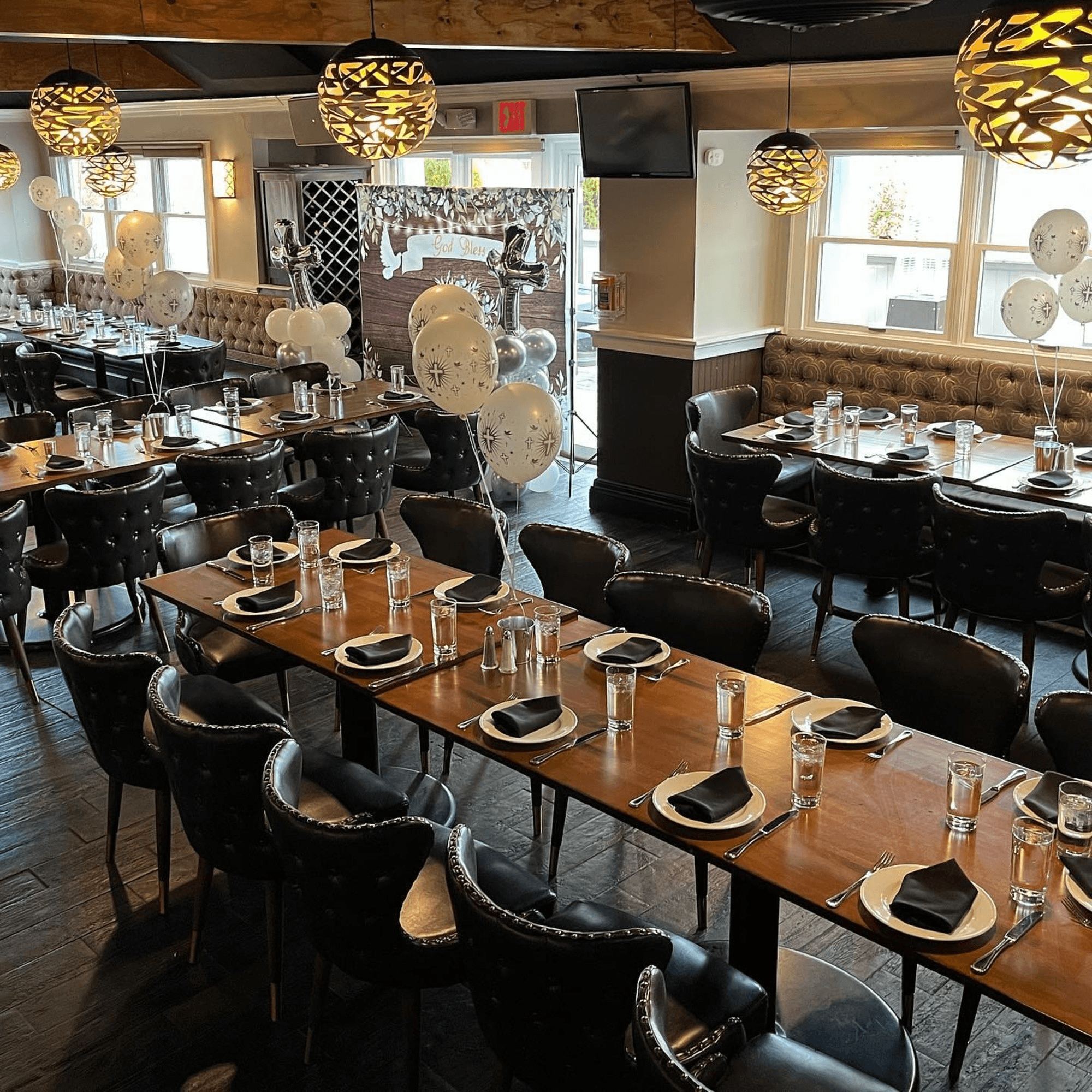 Nosh Kitchen & Cocktails gallery image #2