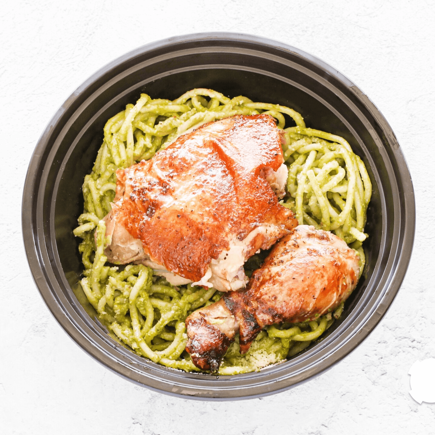 1/4 Chicken Pesto Pasta Bowl.