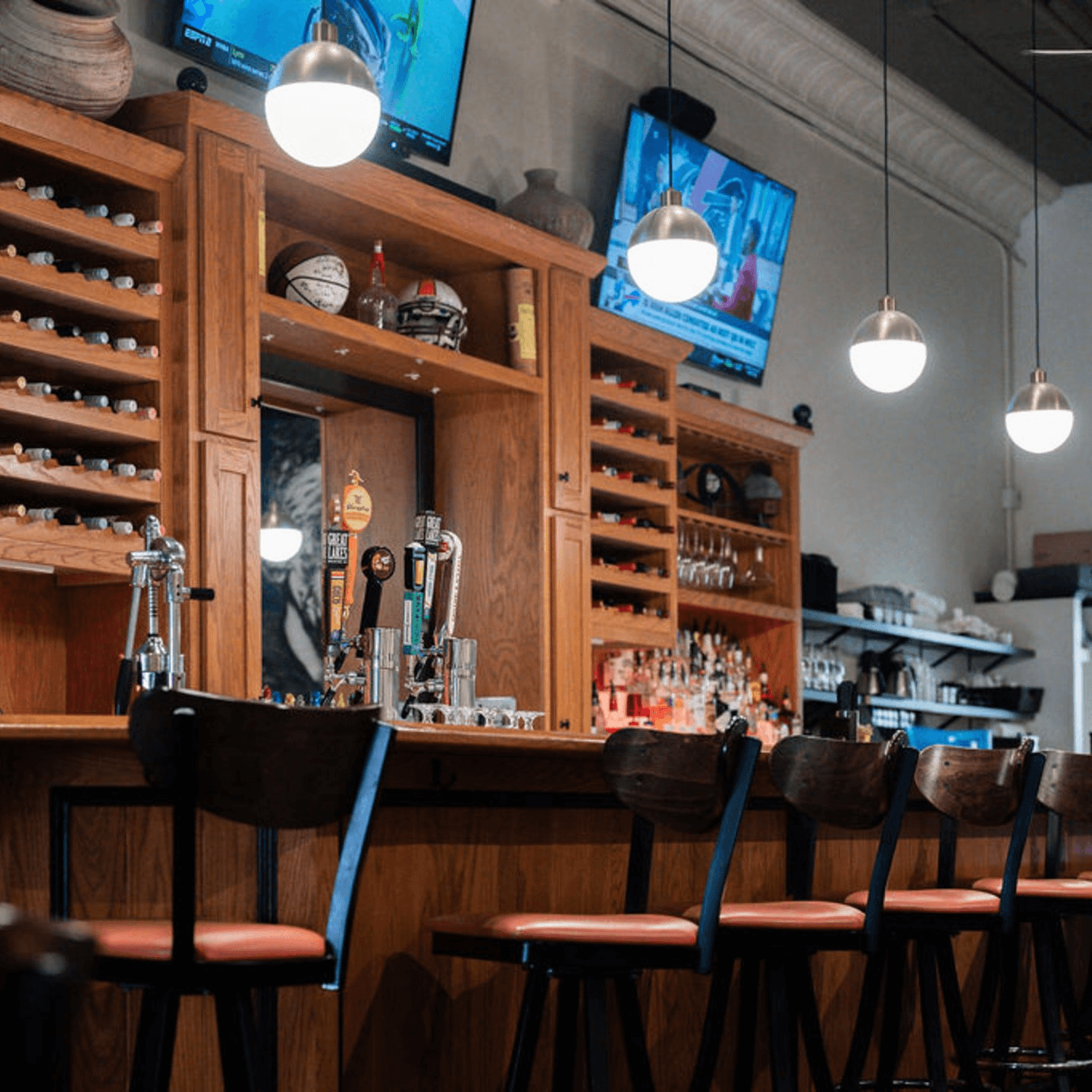 What Makes Sam B’s Special🌟