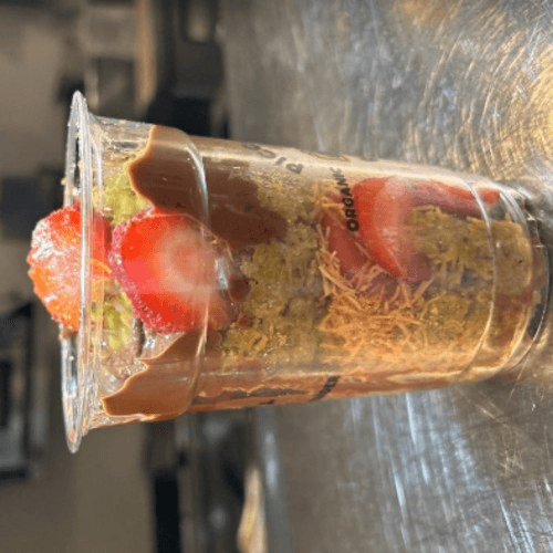 Dubai Chocolate Strawberries.