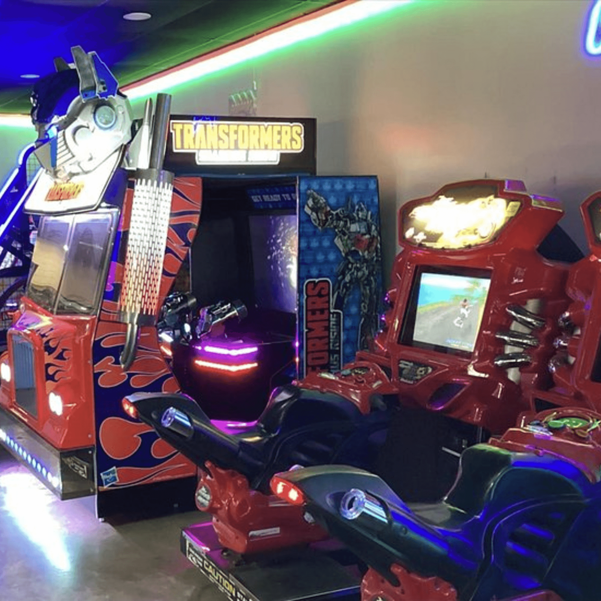 Decades Family Restaurant gallery image #10