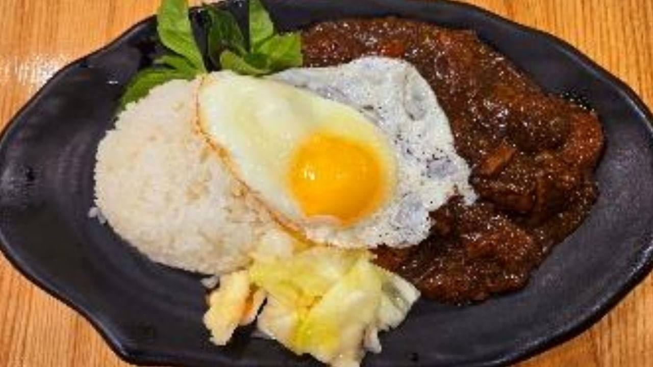 Black Pepper Sauce Rice Combo 黑胡椒牛肉飯.