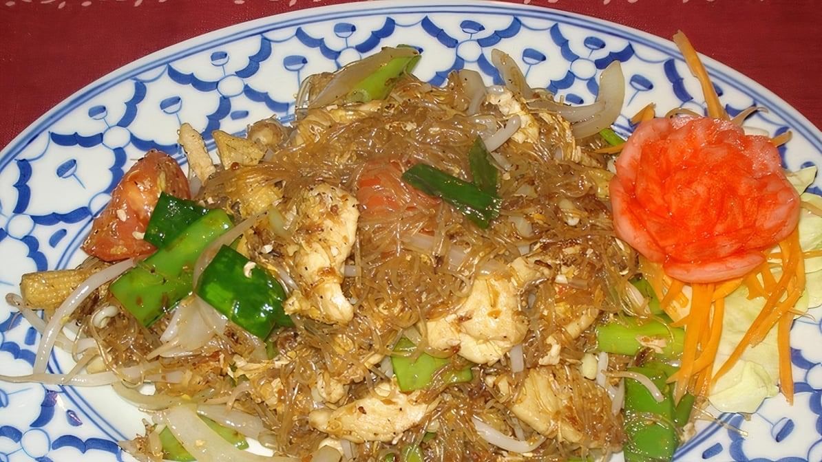 Pad Woon Sen.